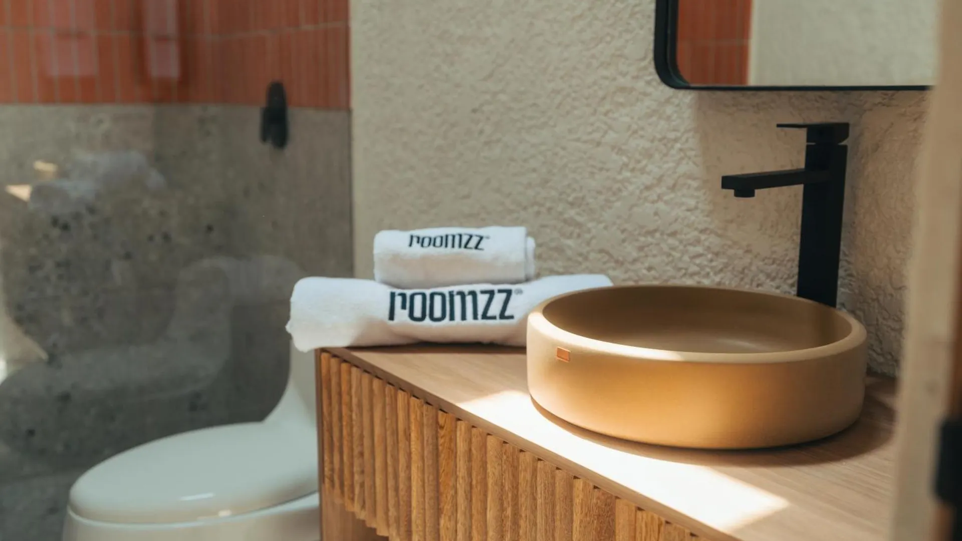 Hotel Boutique Roomzz Laureles Medellín