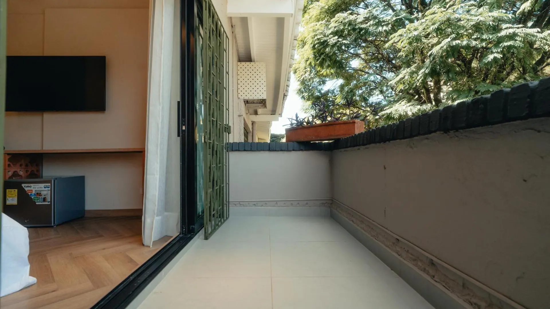 Hotel Boutique Roomzz Laureles Medellín 0*,  Colombia