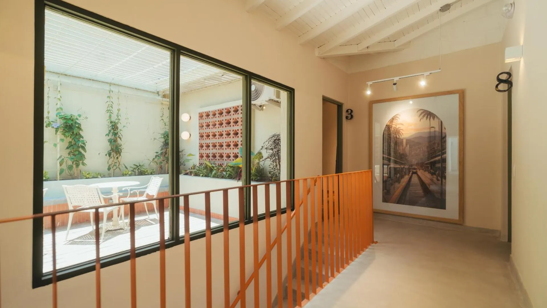 Hotel Boutique Roomzz Laureles Medellín 0*,  Colombia