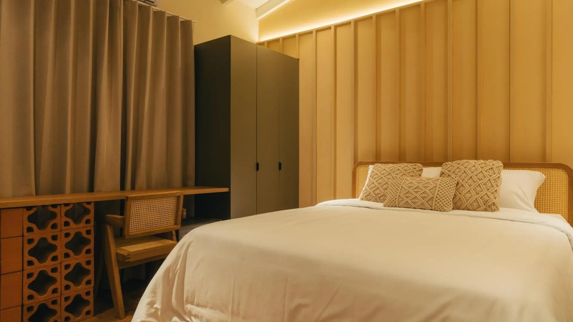 Hotel Boutique Roomzz Laureles Medellín