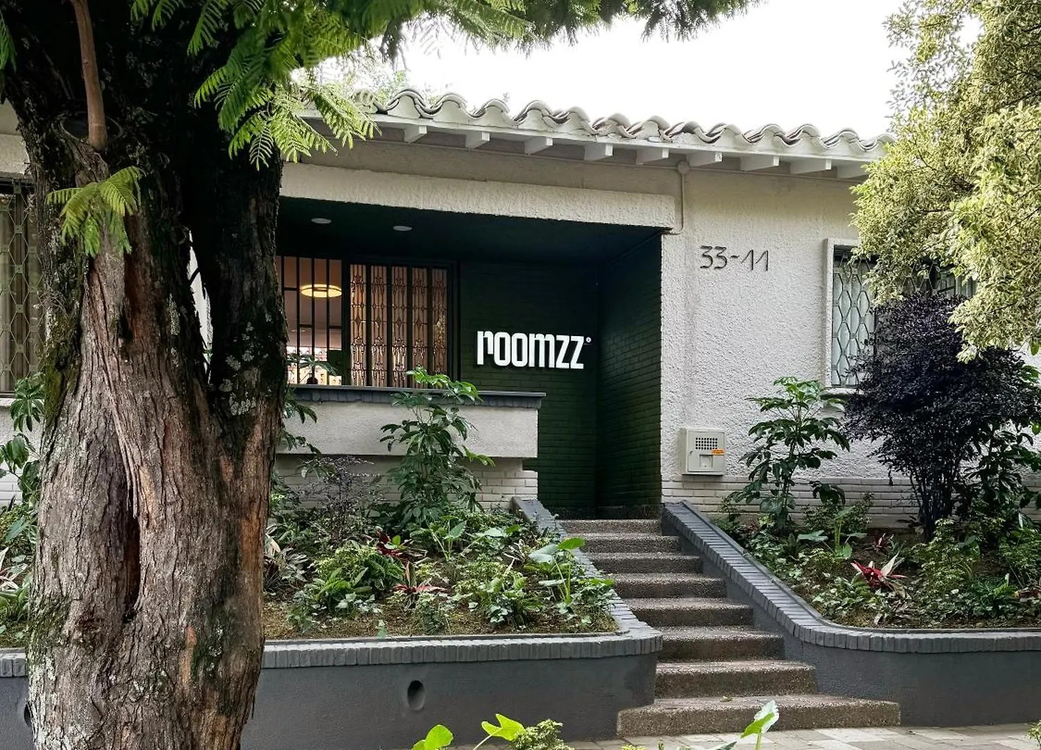 Hotel Boutique Roomzz Laureles Medellín 0*,